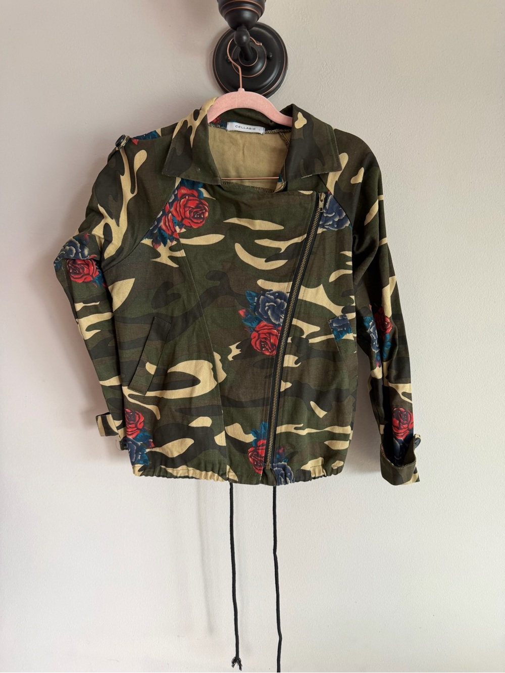Cellabie Camo Floral Rose Asymmetrical Zip Moto Jacket Large